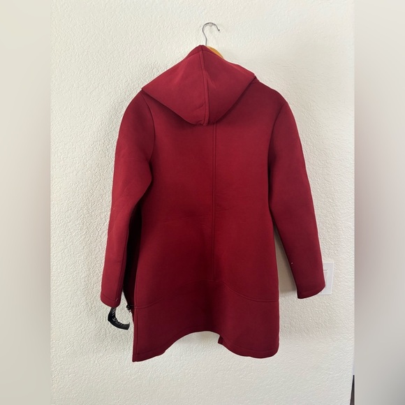 Red Utility Jacket with Asymmetrical Zipper and Minimalist Design - Picture 11 of 12